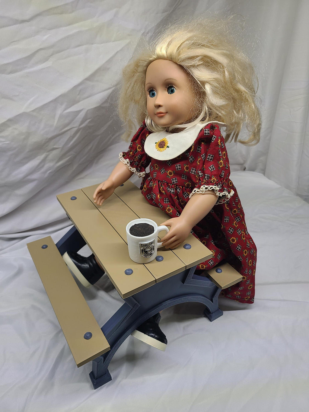 18 inch Doll Picnic Table & Mug Set
